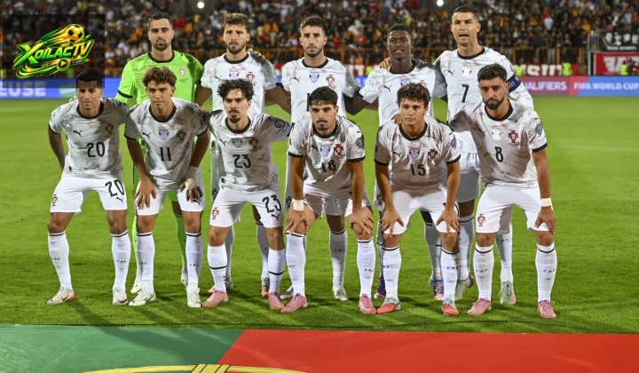 Đội tuyển Bồ Đào Nha chụp ảnh trước trận vòng loại World Cup