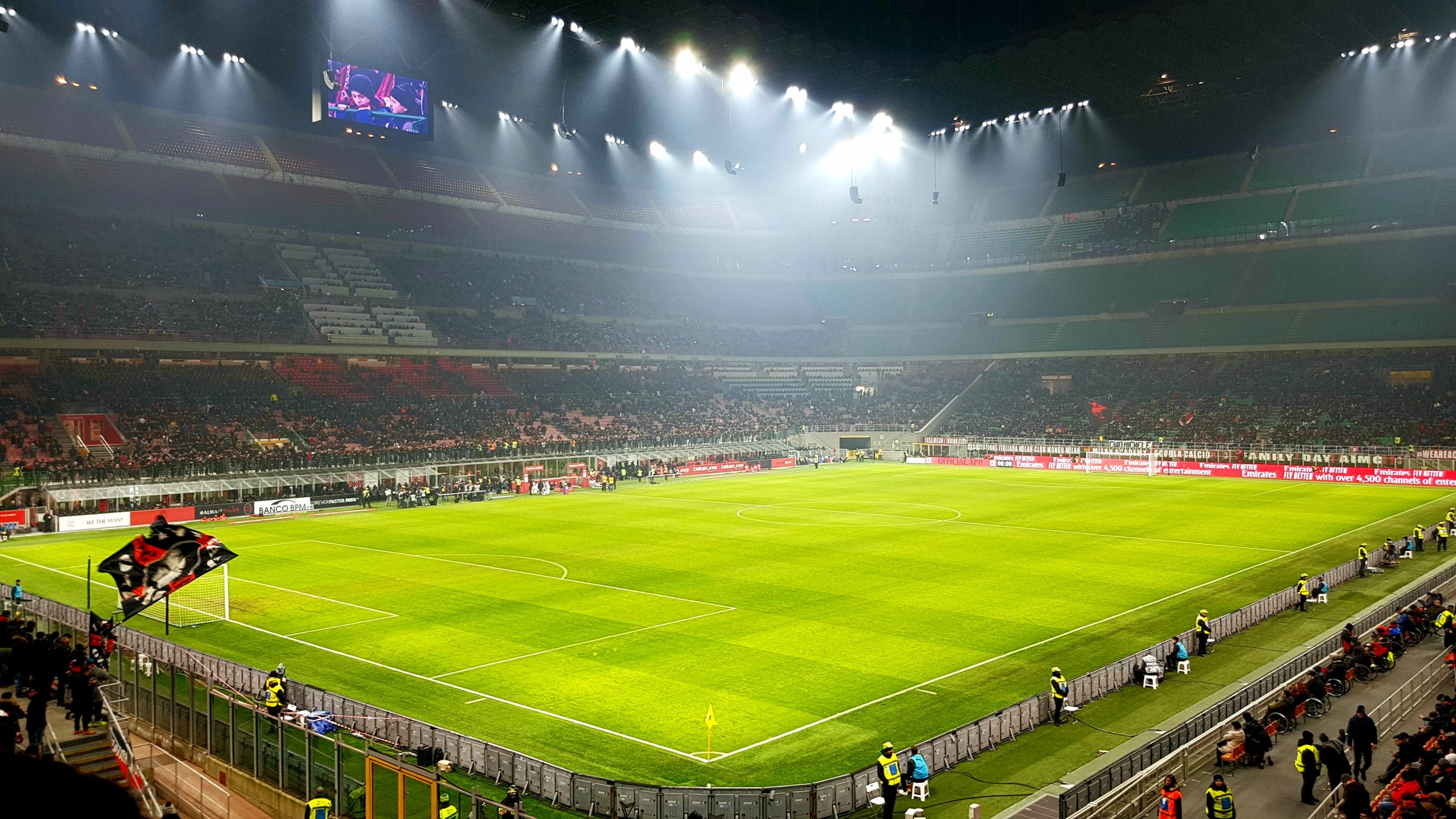 Nhận định AC Milan vs Lecce trước giờ bóng lăn